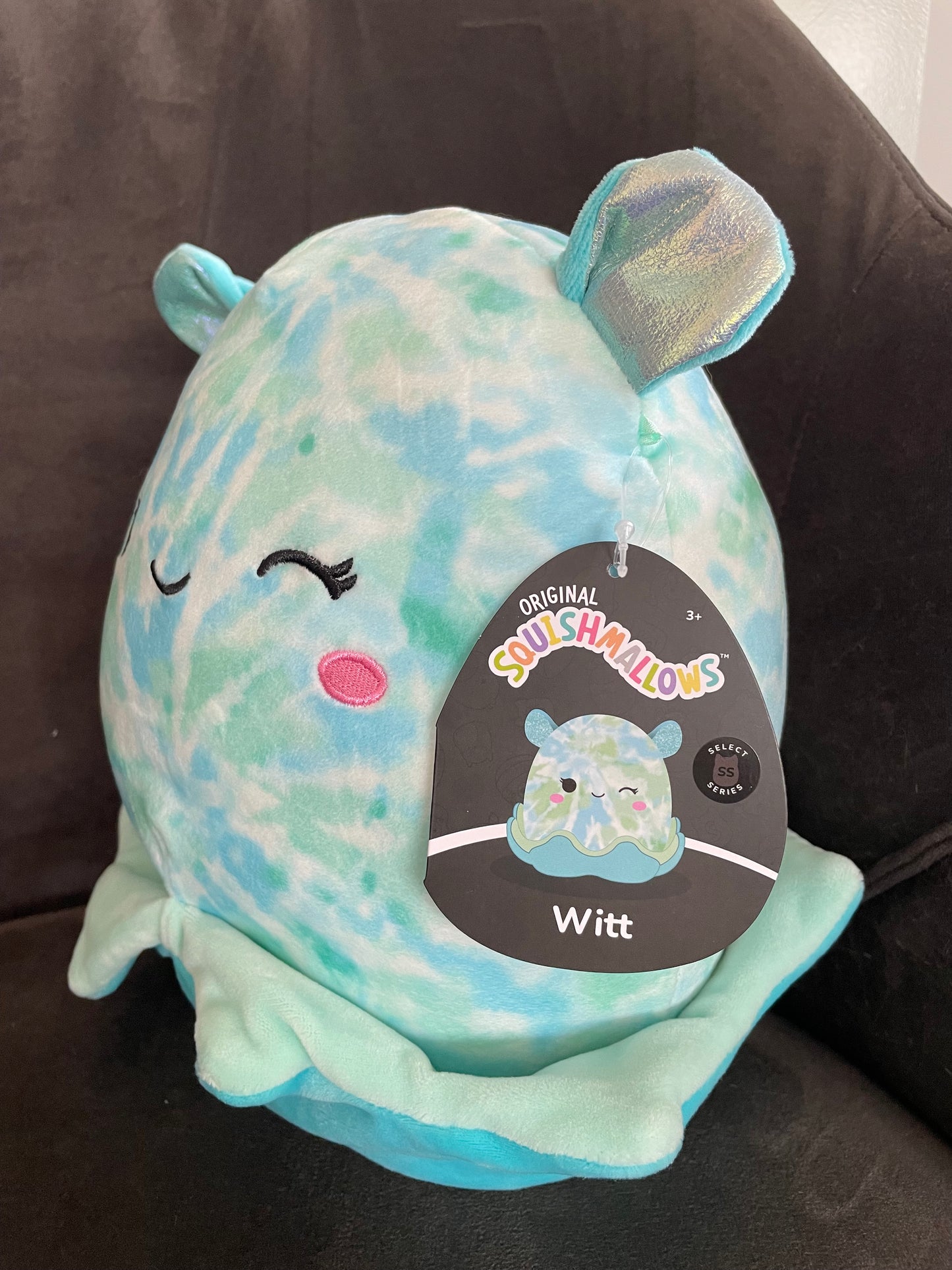 Squishmallows - Witt the Dumbo Octopus - 8” SELECT SERIES